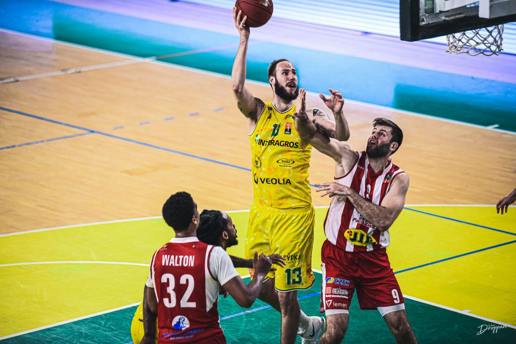 Levice past the reigning champions