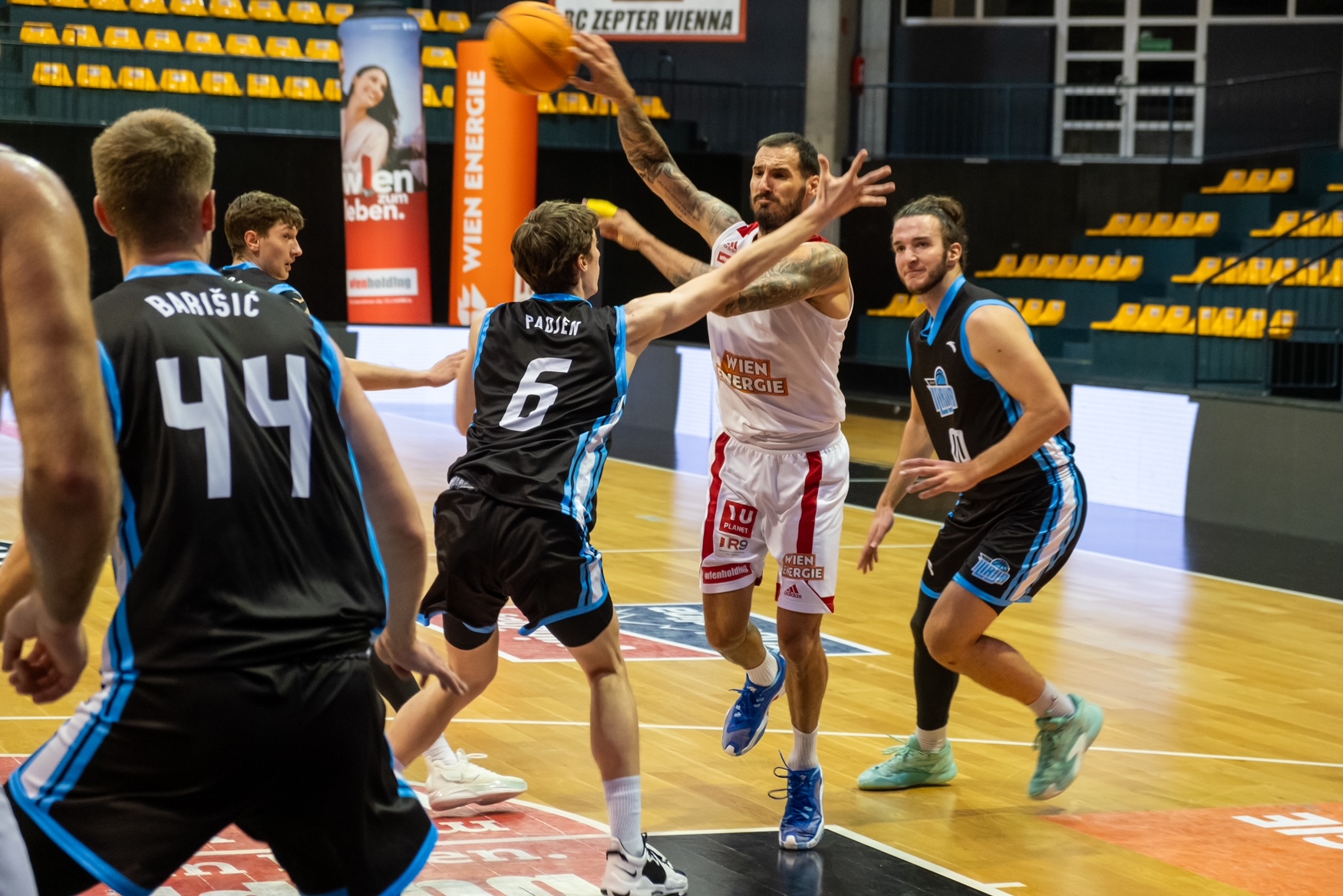 Kolín and Timisoara continue without a loss, Vienna helped themselves at home